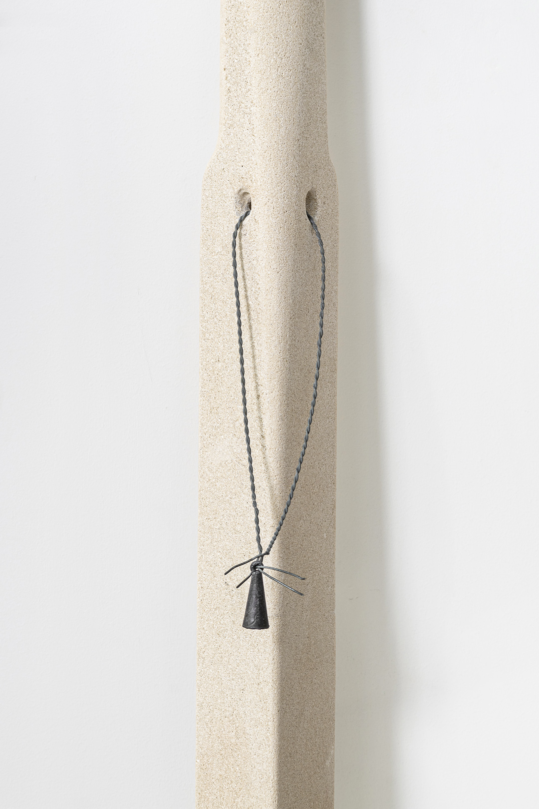 FIGURINE Ι, 2024 | calcarenite stone Pachna formation / metal / 210 x 12 x 24 cm